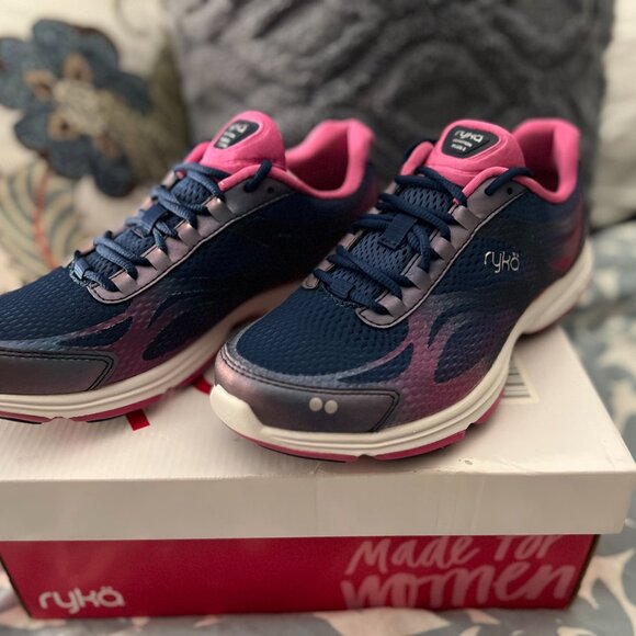 Women's Ryka Devotion Plus 2 Walking Sneaker - Picture 2 of 6